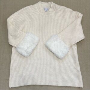 Liz Claiborne Cream Mock Neck Knit Sweater w/faux fur cuffs Size PXL